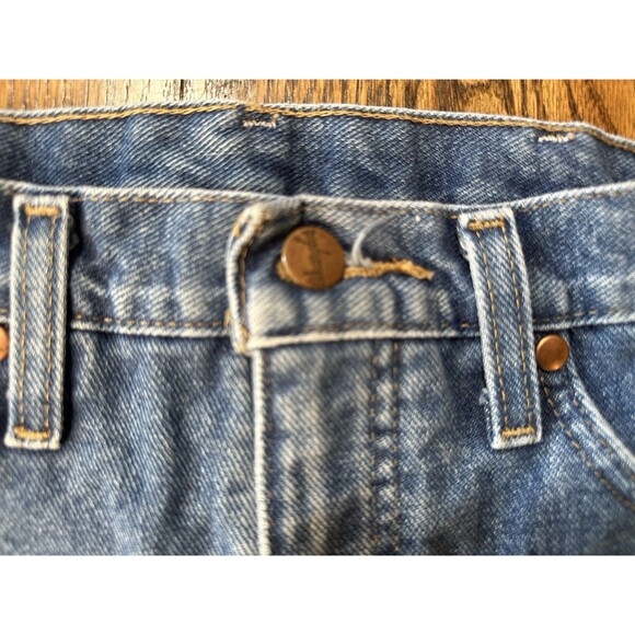 Wrangler Womens Size 25 High Waisted Cut Off Jean Shorts Reworked Vintage Look - Picture 3 of 9
